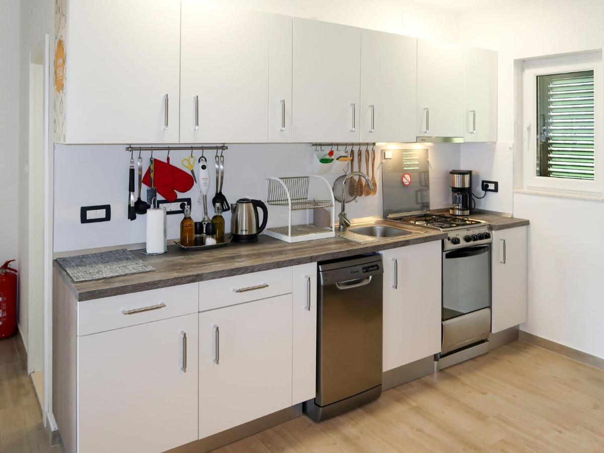 Apartment Bacic - Omi216 By Interhome Marusici  외부 사진
